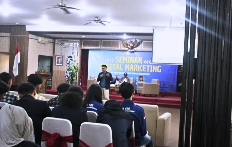Pembicara Digital Marketing Semarang - Muhamad Anik