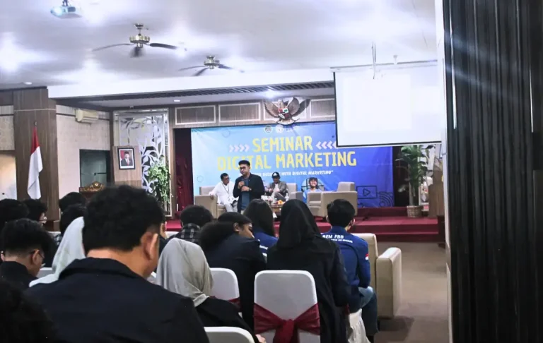 Pembicara Digital Marketing Purworejo - Muhamad Anik