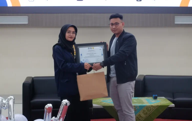 Narasumber Digital Marketing Cirebon - Muhamad Anik