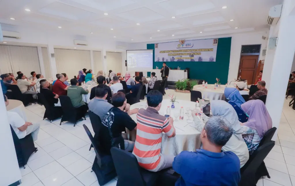 Pembicara Seminar Nasional Kewirausahaan - Muhamad Anik