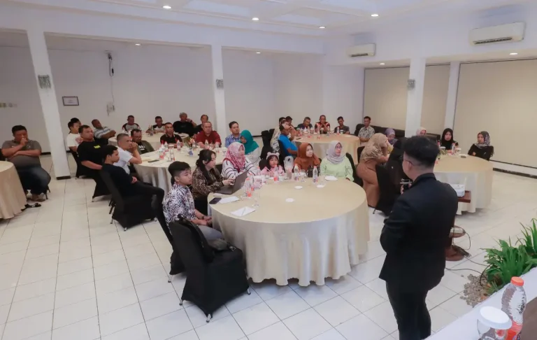 Pembicara Seminar Bisnis Inspiratif & Interaktif - Muhamad Anik