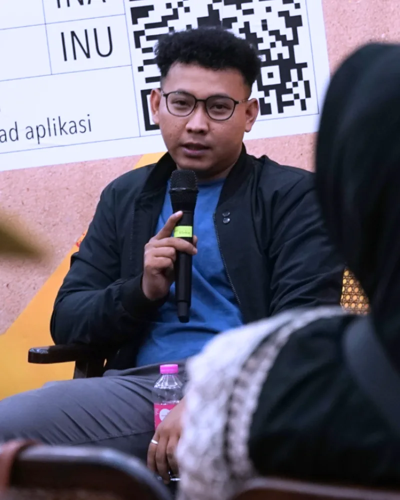 Muhamad Anik, Founder AWORA